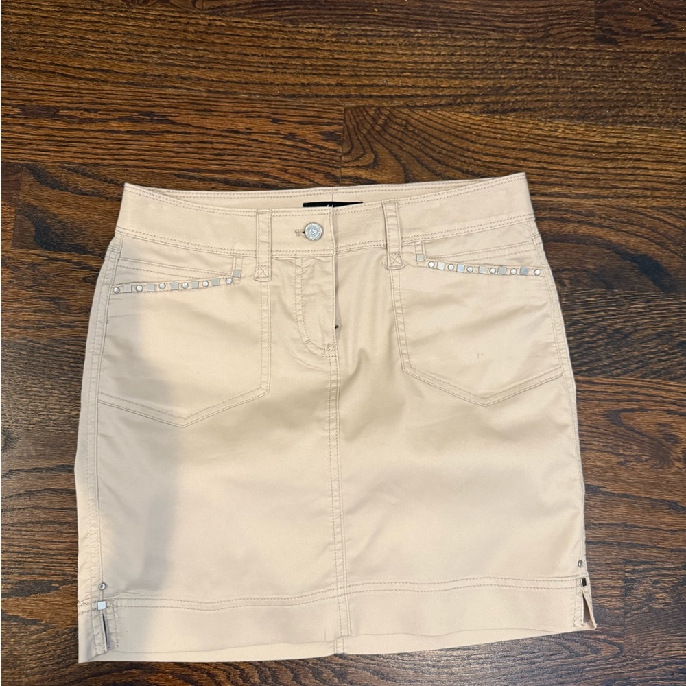 White House Black Market Beige Pencil Skirt